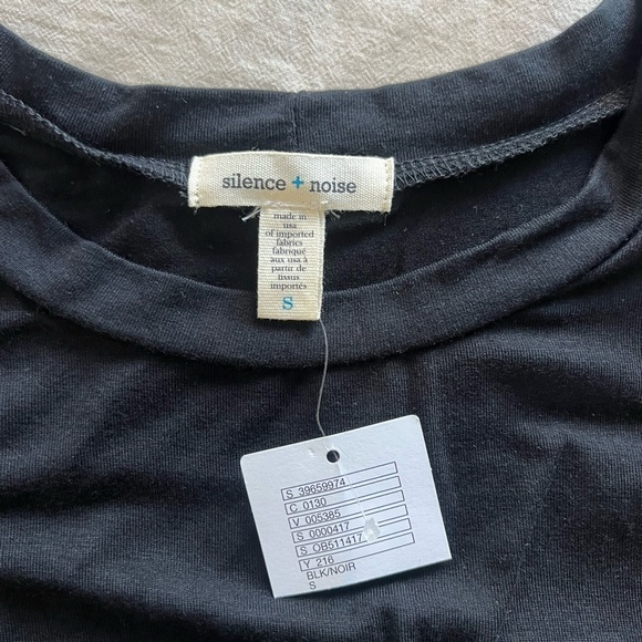 Silence + Noise Side Knot T-Shirt Dress in black (size S) - Picture 3 of 7